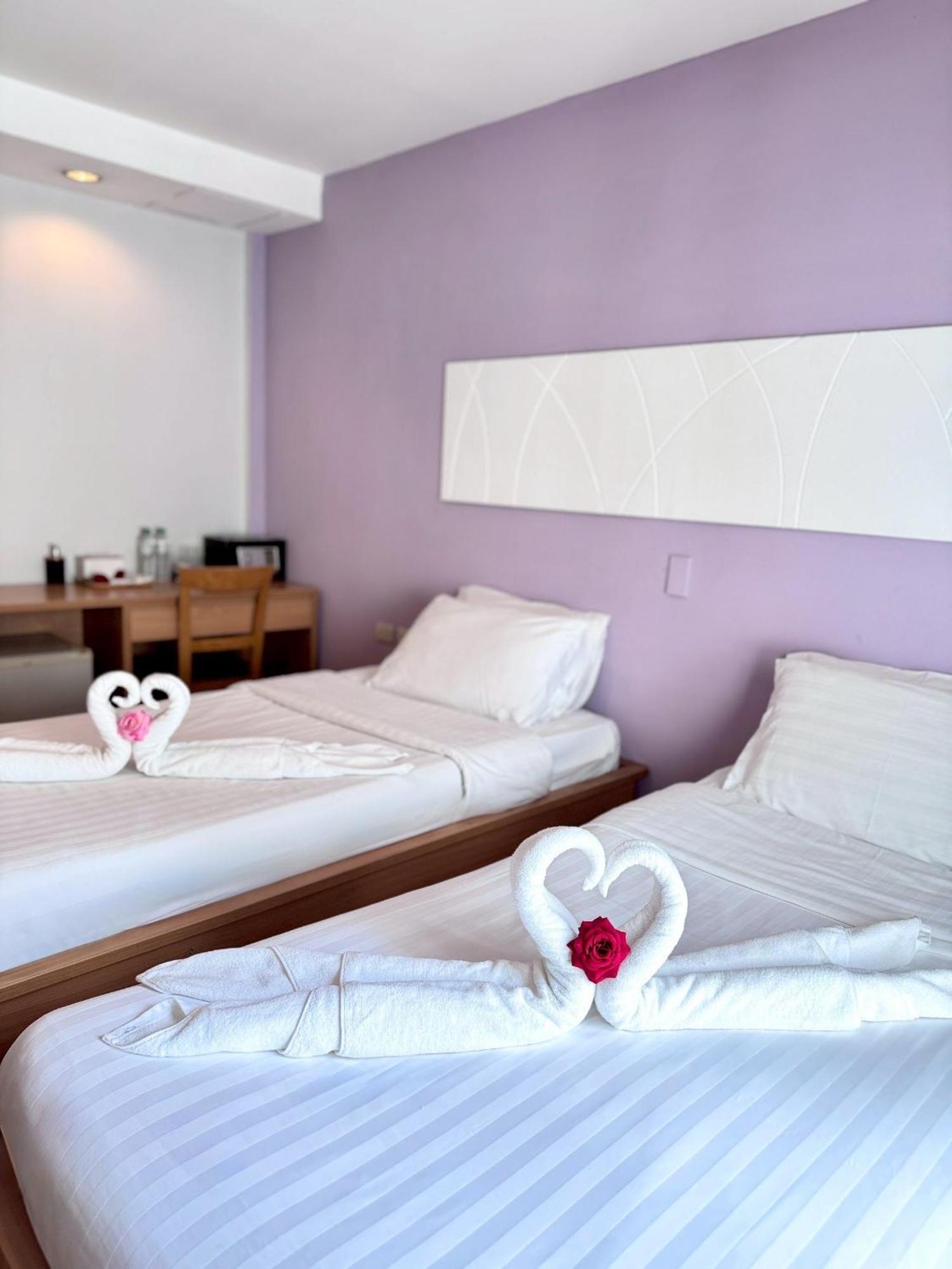 Nantra De Comfort Hotel 3*