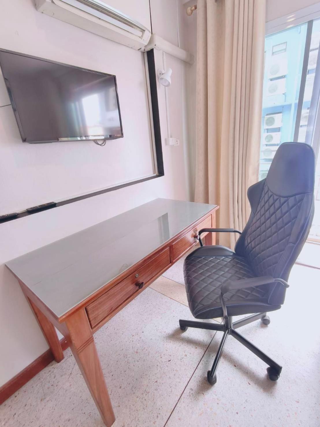 Cloud No 4 N Quiet Heart Bkk With A Balcony Apartment *