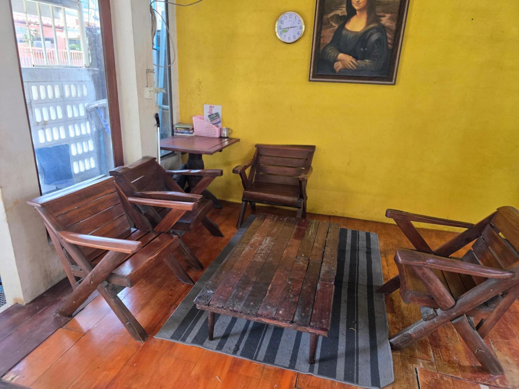 Apartment 206 Olan Place With Free Wi-fi Bangkok