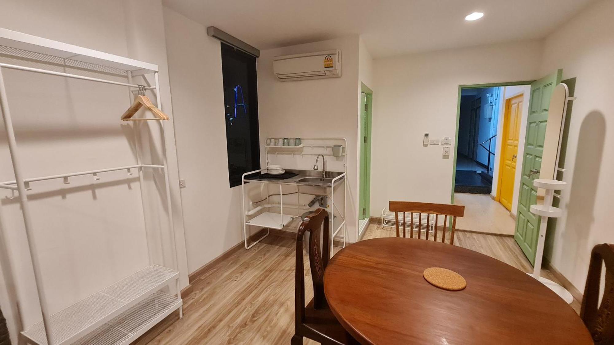 Lee Aparthotel *