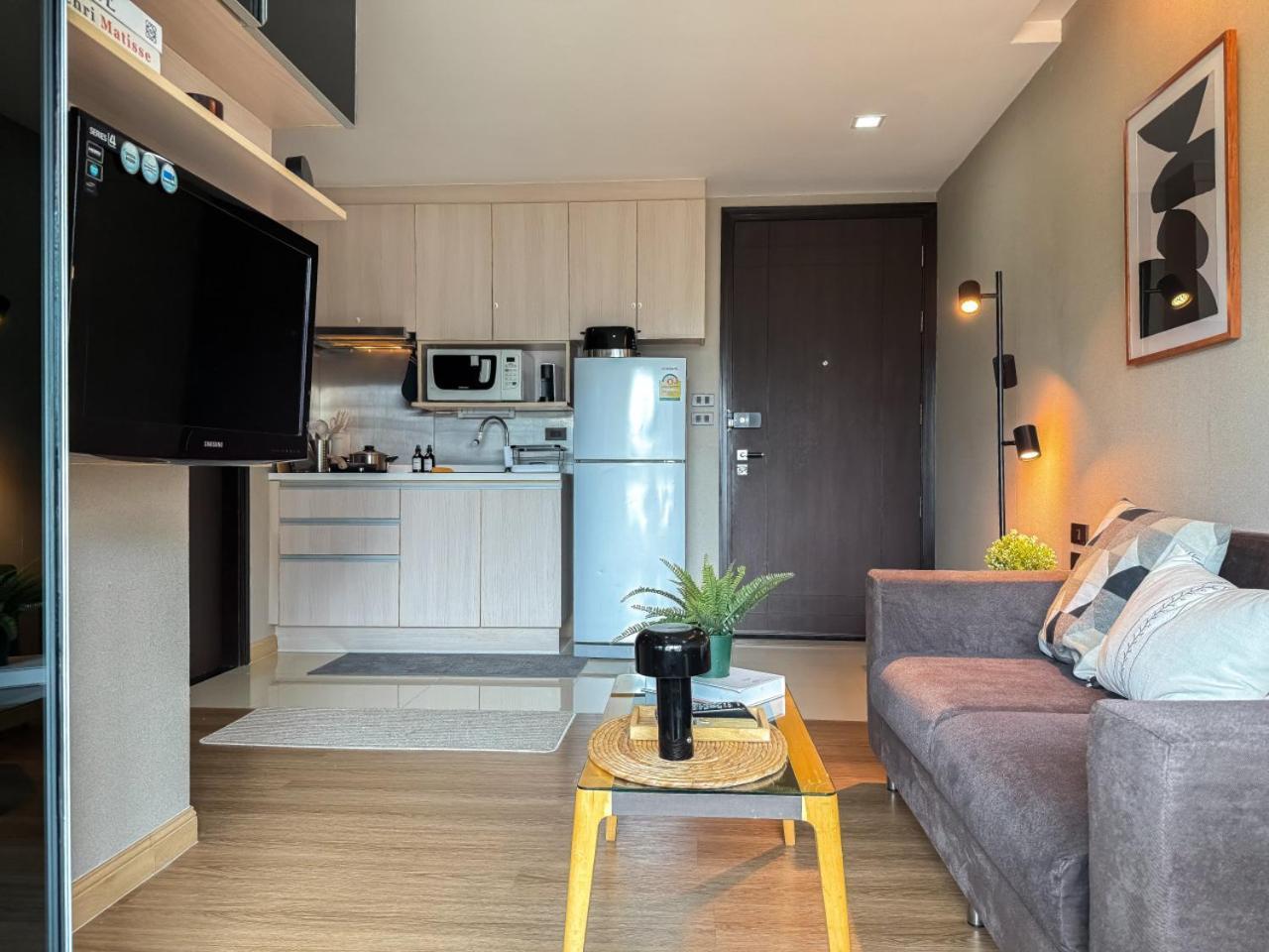 Apartment Tropical Modern 1br - Ultra Fast Wifi - Thong Lo Bangkok