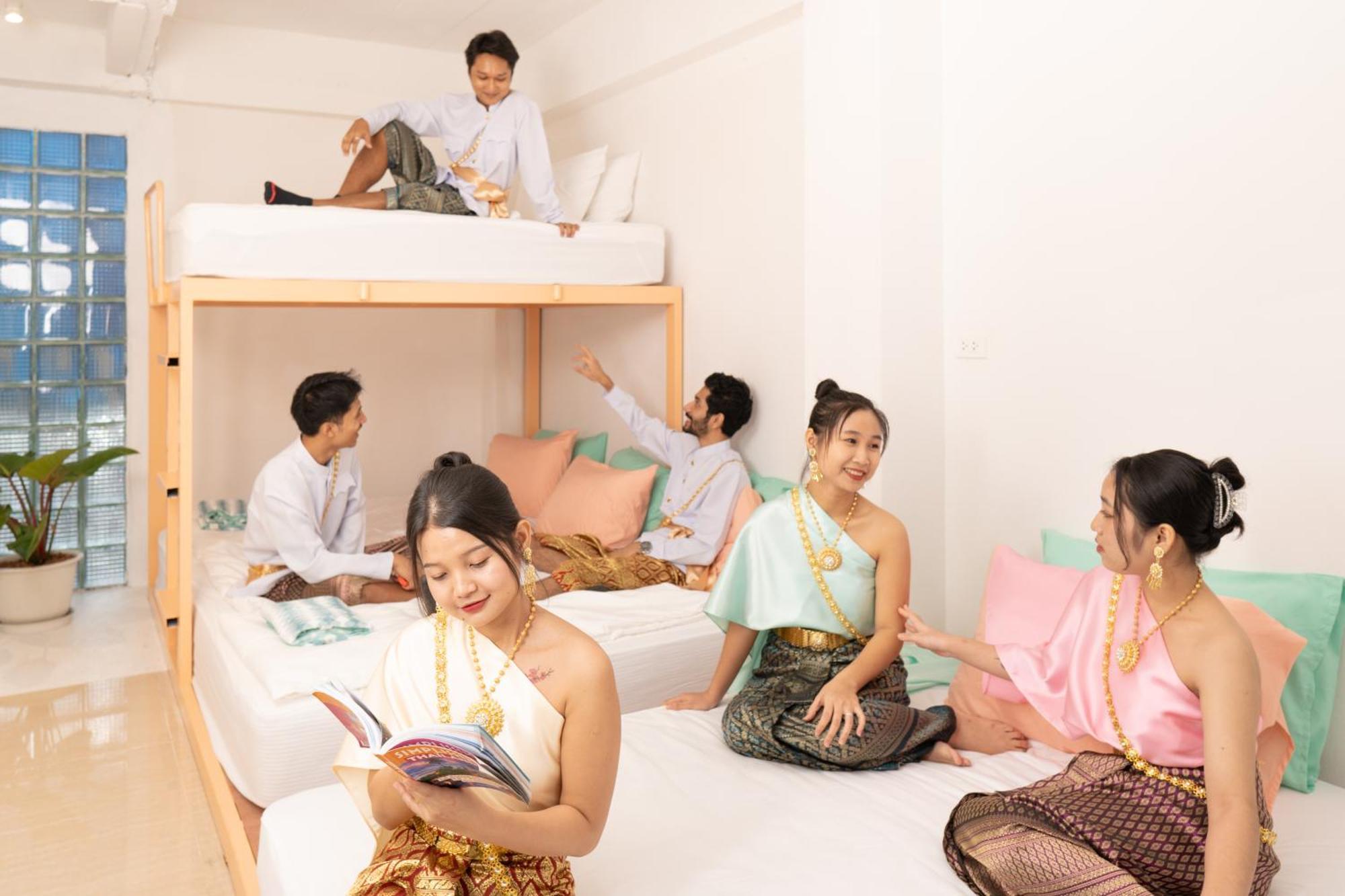 Easy Sunday Khaosan Hotel 3*