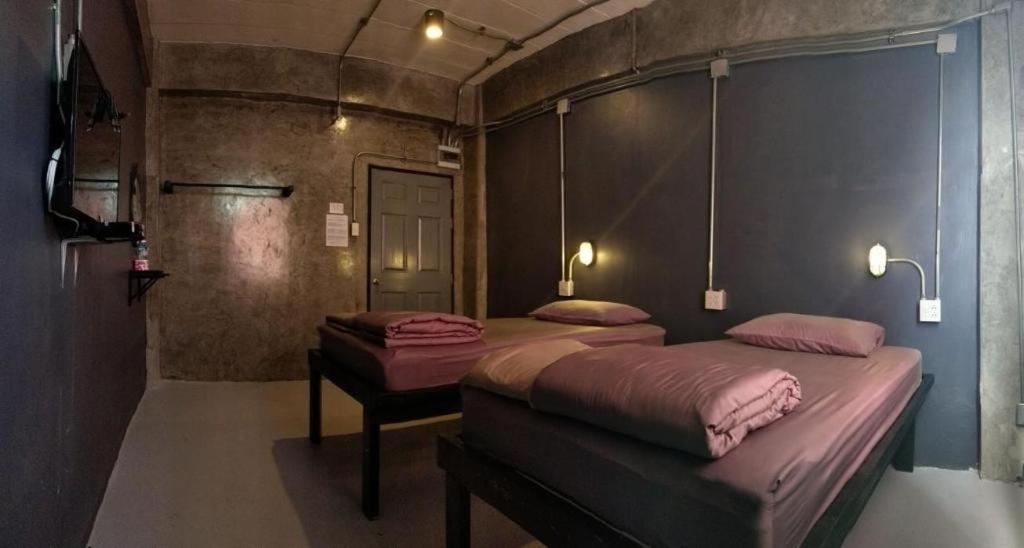 Vm1 Hotel 2*