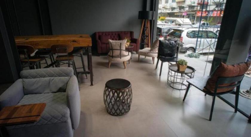 Sook Station Hostel *