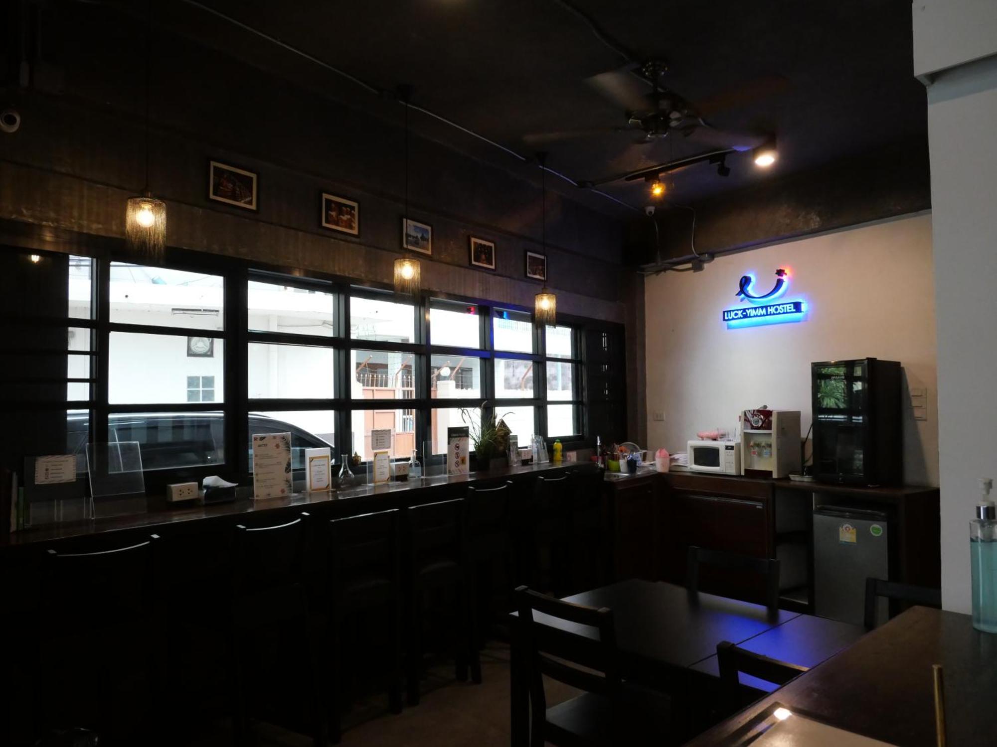 Hostel Luck Yimm (adults Only)