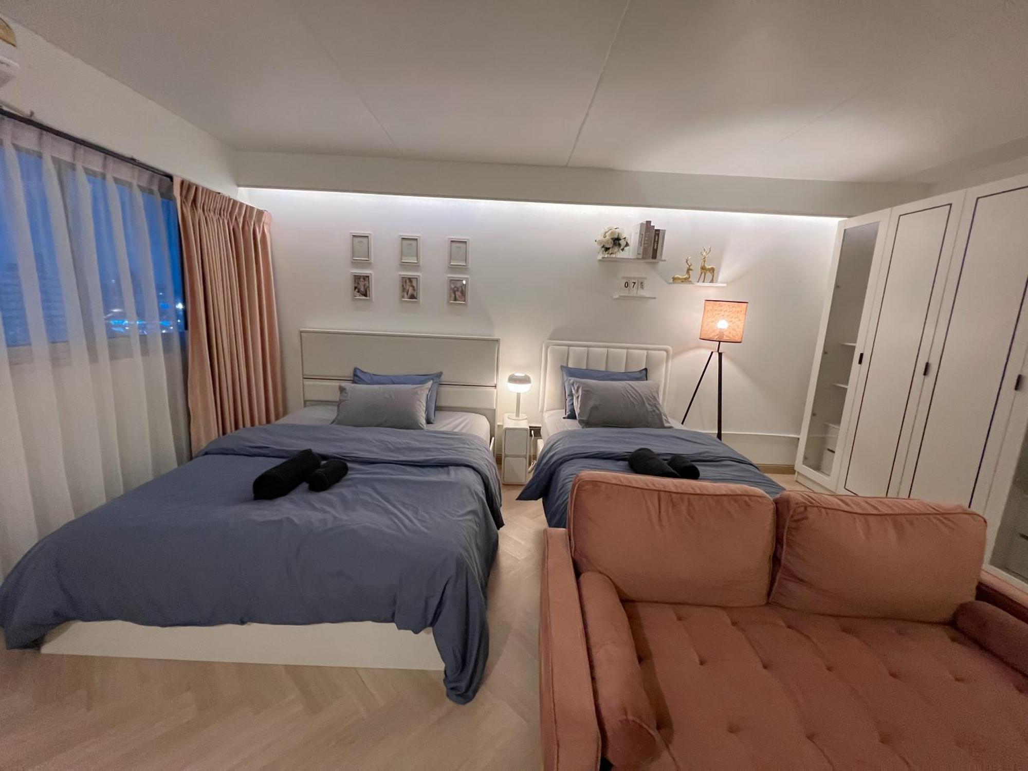 Lazy House At Impact Muangthong Apartment Bangkok