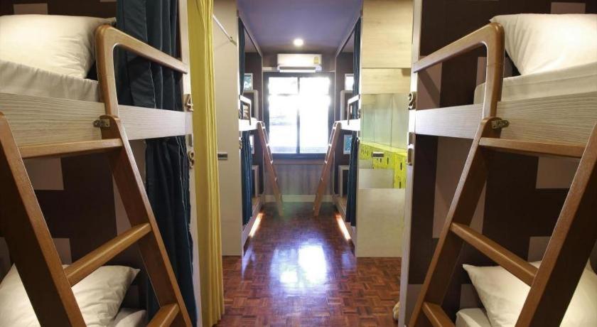 168 Hostel *