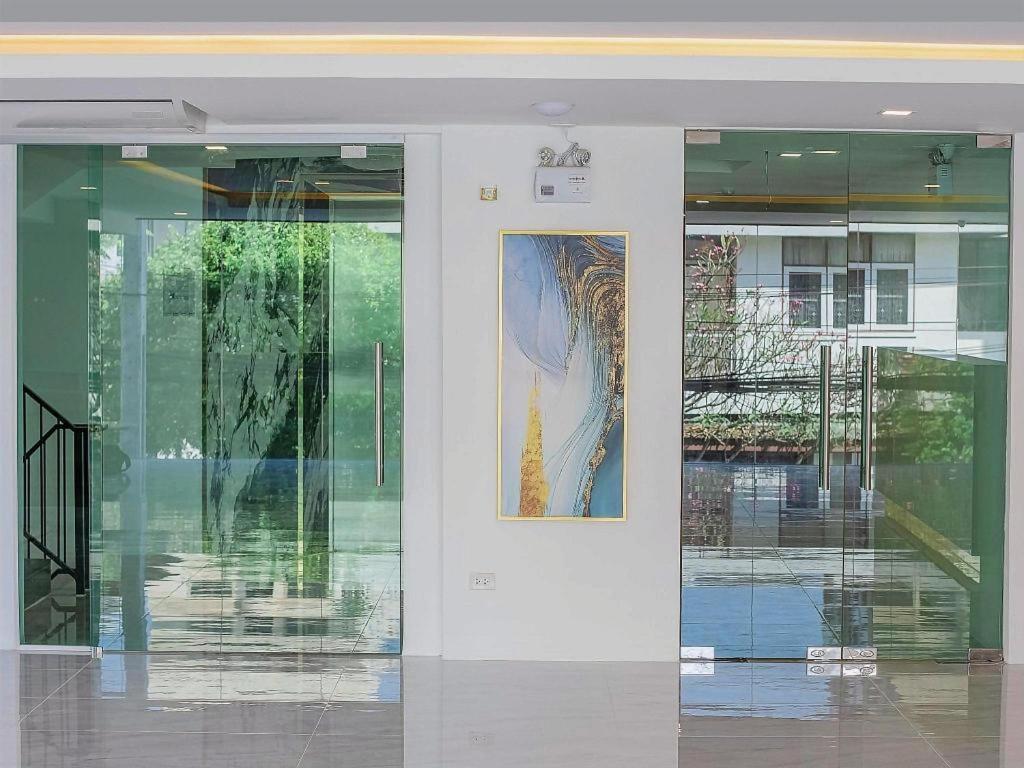 Hotel B2 Huai Khwang Premier 3*
