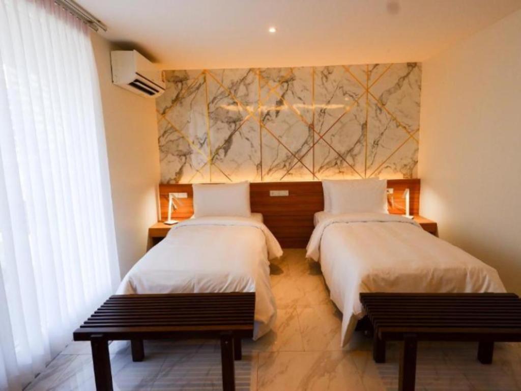 Pinnacle Dream Hotel 3*