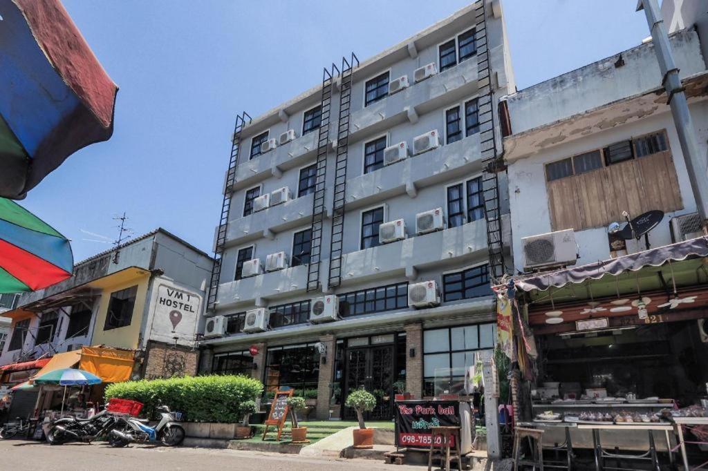 Hotel Oyo 75332 Vm1 2*