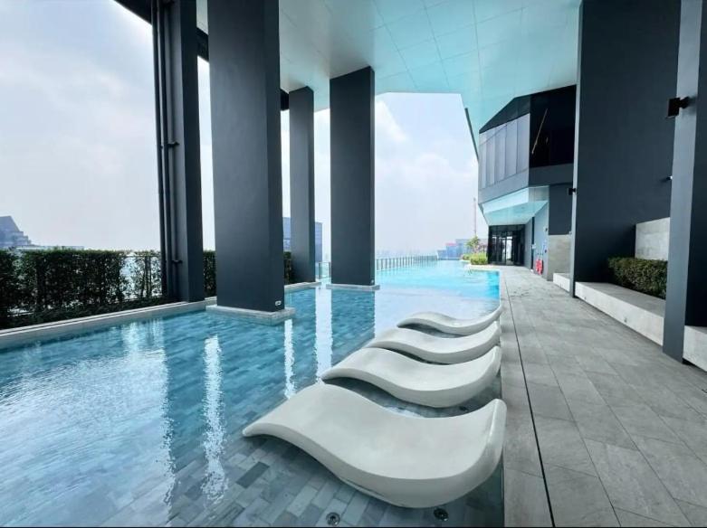 Ideo Rama 9 Asoke Apartment