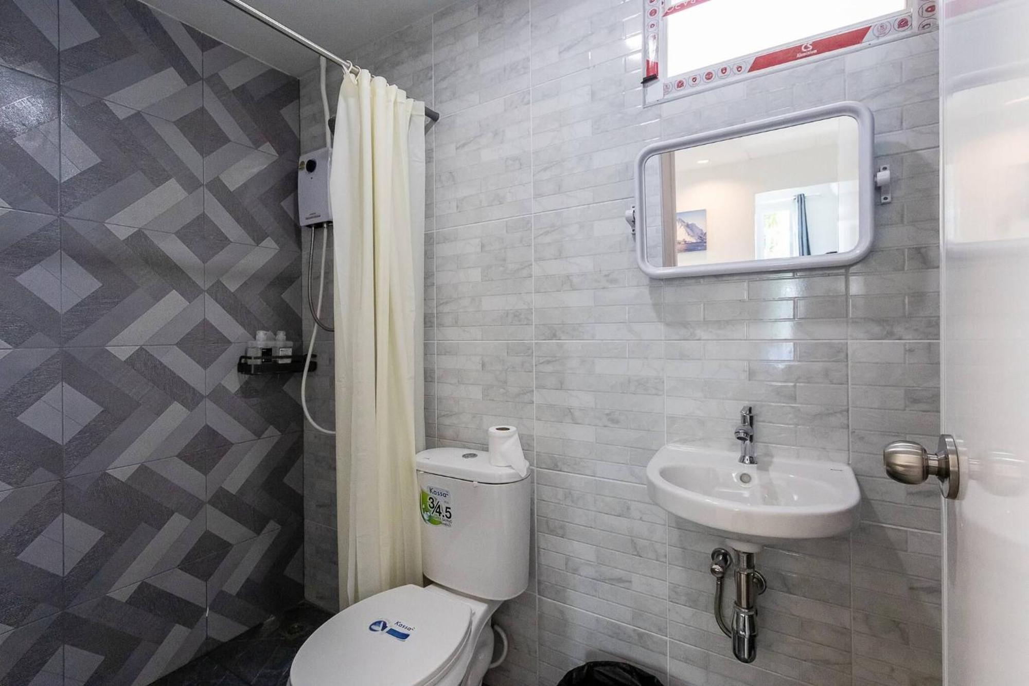 Tiny House Srinakarin At Sri Bearing Station Chalet