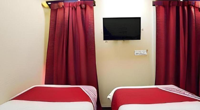 5 Diamond Hotel 2*