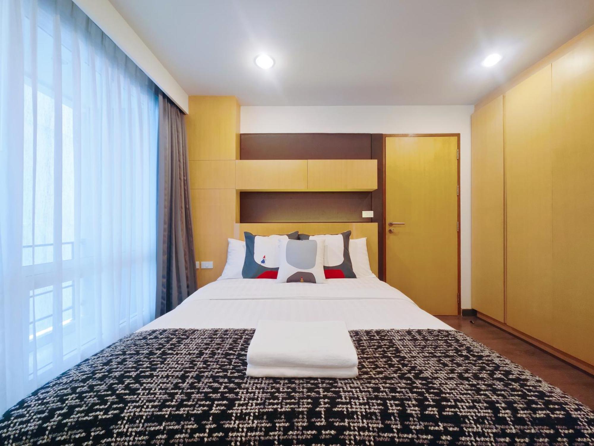 One Aparthotel