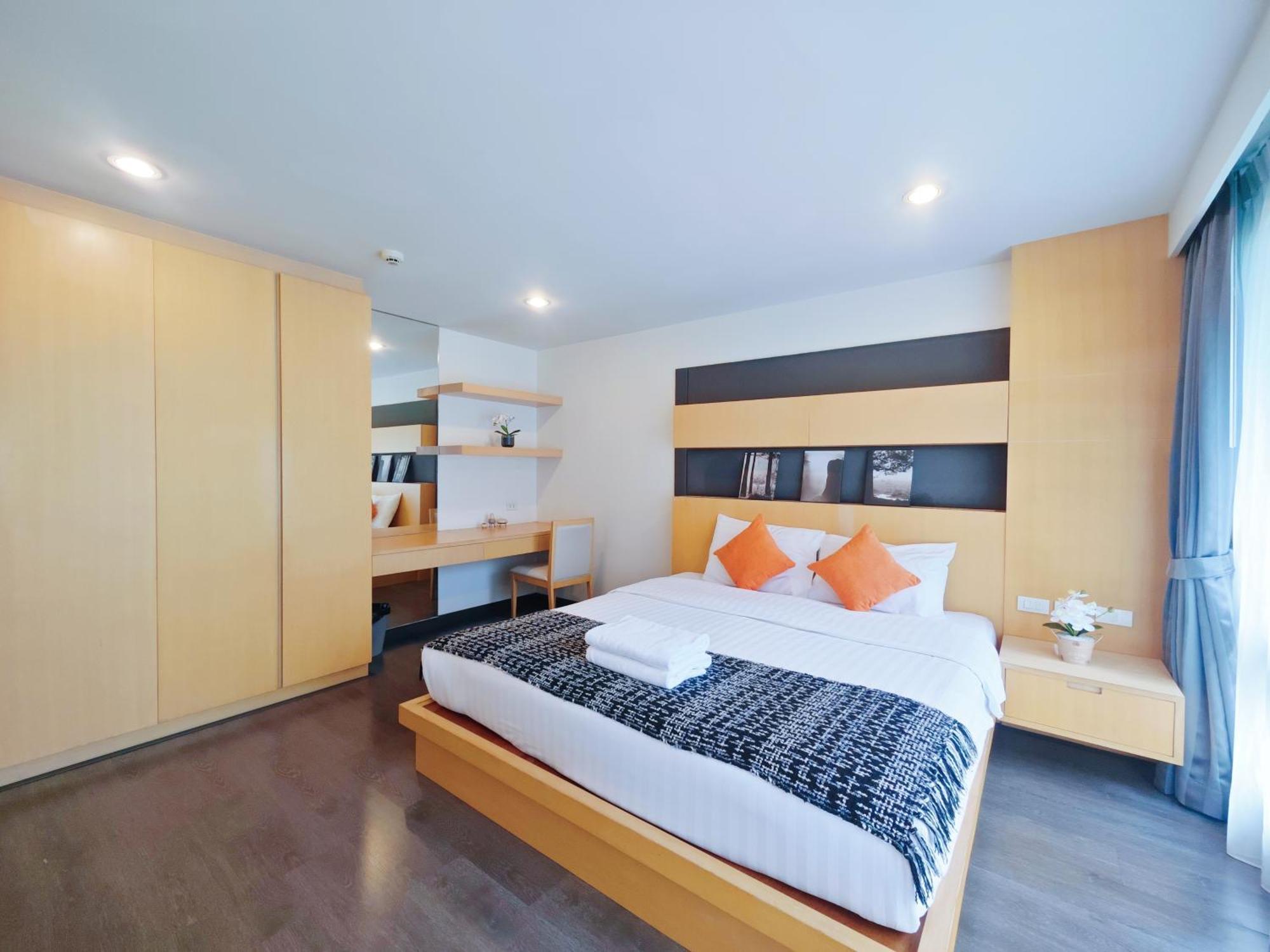 One Aparthotel