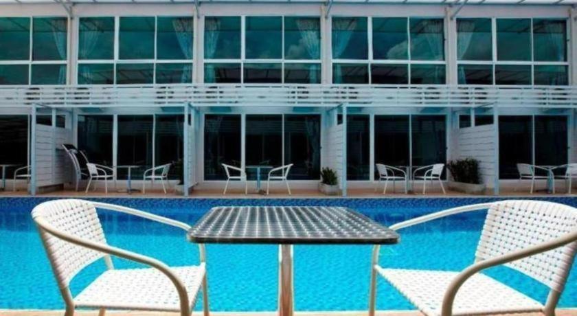 Pool @donmueang Hotel Bangkok