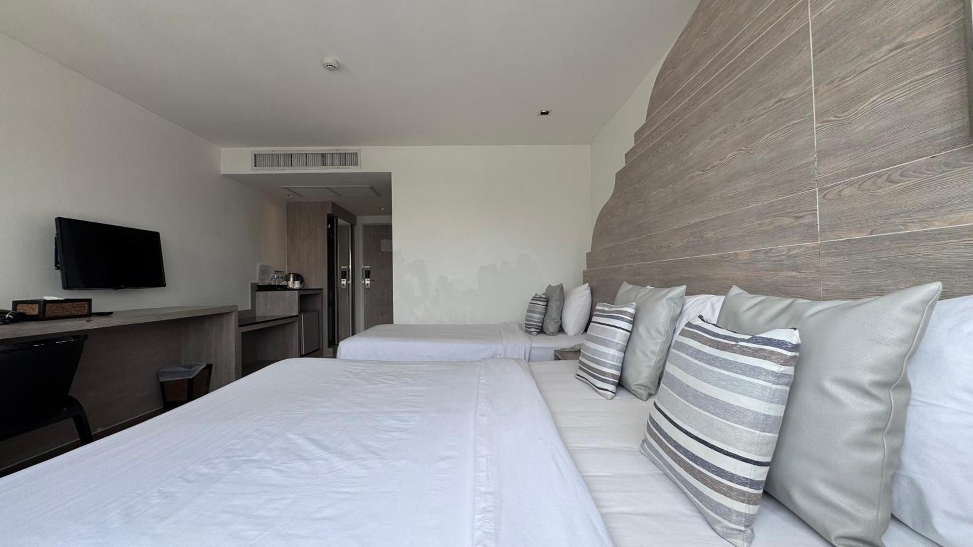 Hotel Methavalai 3*