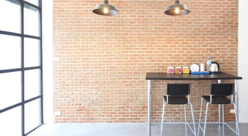 Hostel L22