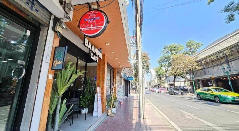 Hostel Baanpin Bangkok