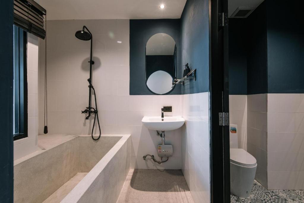 Kowtha Rivertel Hotel 3*