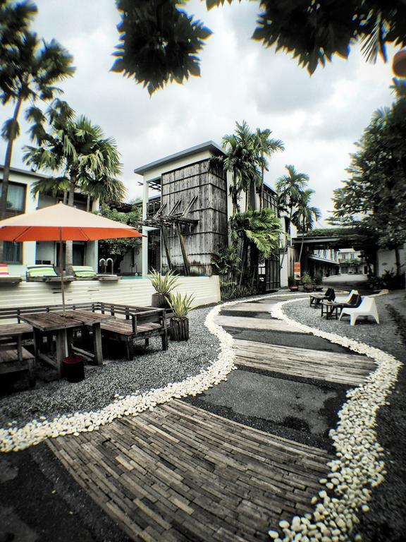 Paragon Hotel 4*