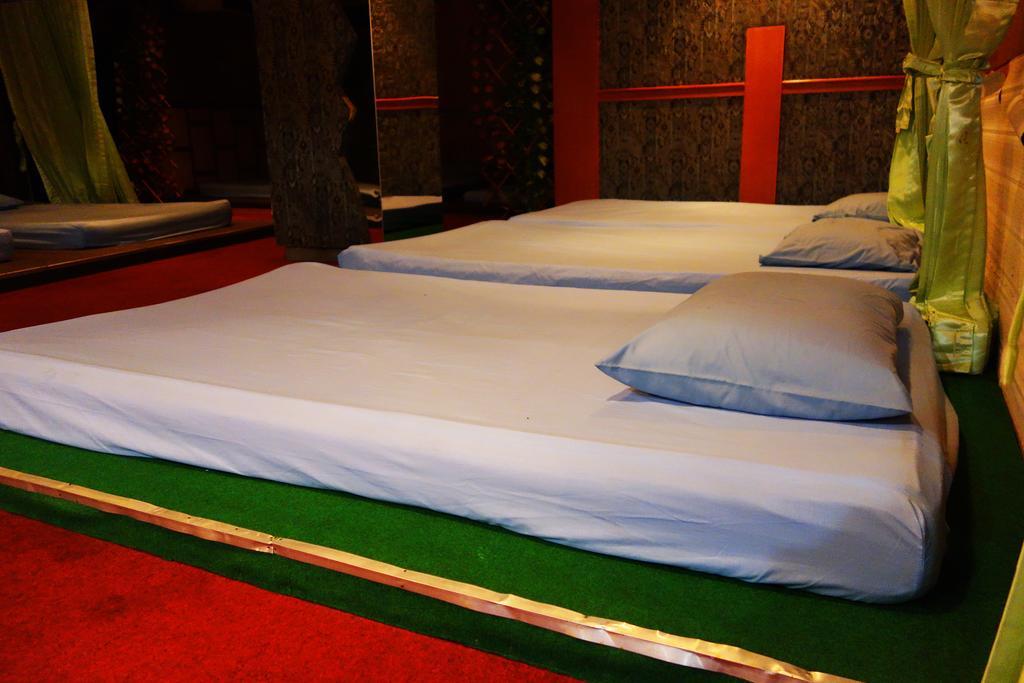 Bavana Hotel 3*