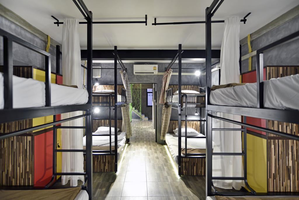 M Gray Hostel