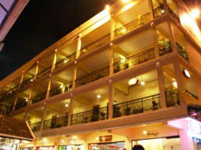 Silom Village Hotel 3*