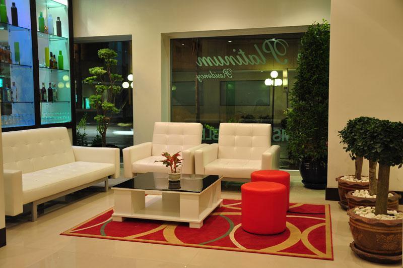 Hotel Le Platinum Residency 2*