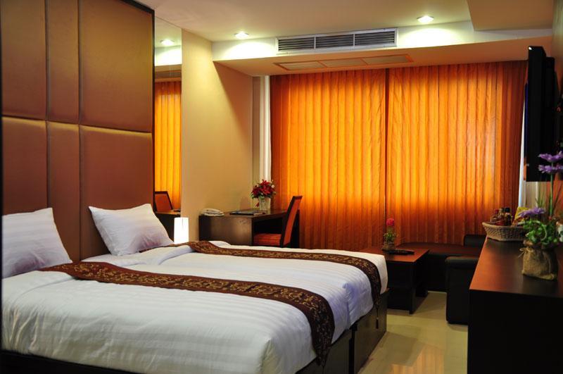 Le Platinum Residency Hotel 2*