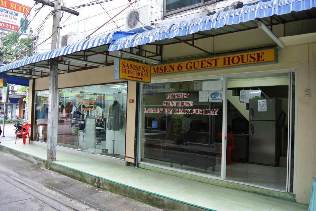 Q6 At 6 Hostel Bangkok