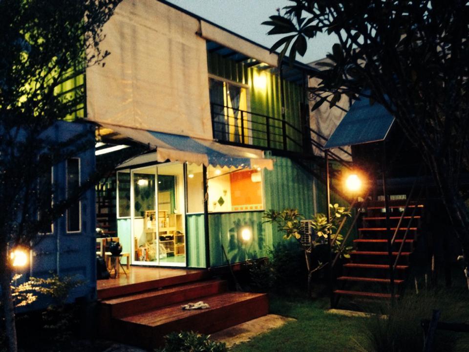 Wh Hostel Bangkok