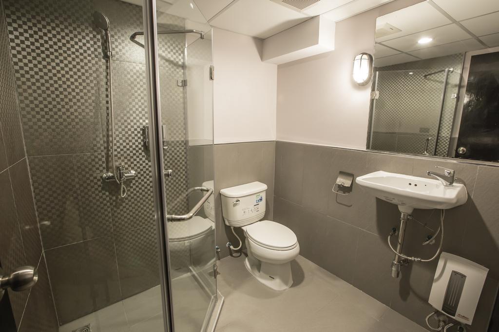 The Blocks Sukhumvit 10 Hostel *