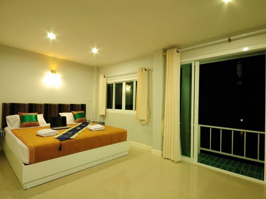 Hotel Baan Chay Namm Bangkok