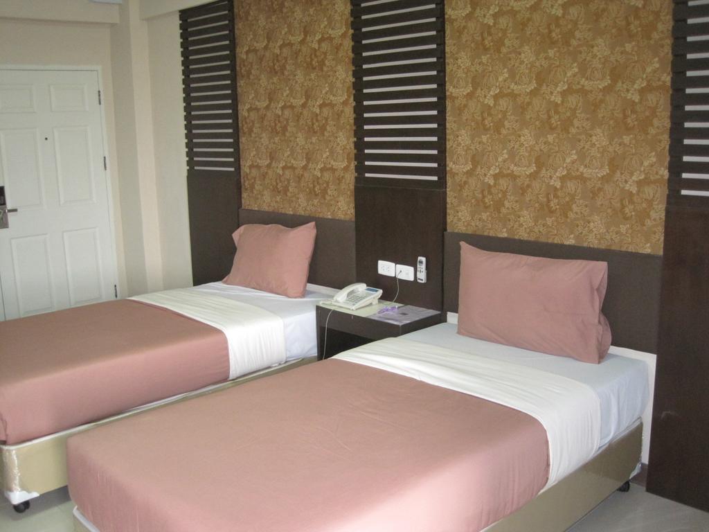 Hotel The Wing Design 3*