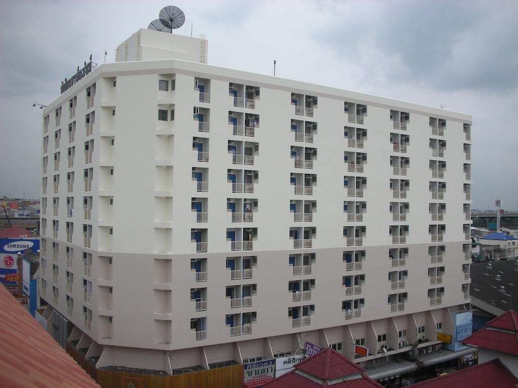 bahay-panuluyan Rangsit I 2*
