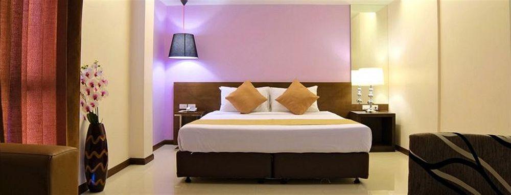 Hotel Grand Alpine Bangkok