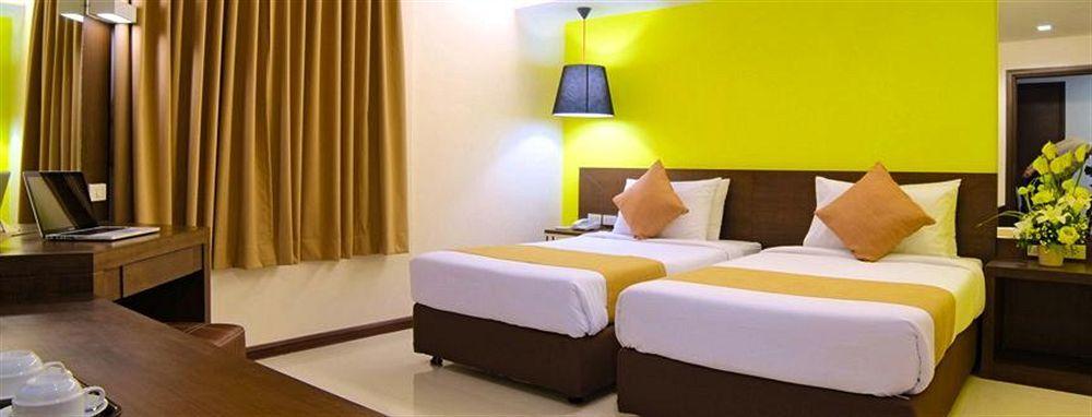 Hotel Grand Alpine Bangkok