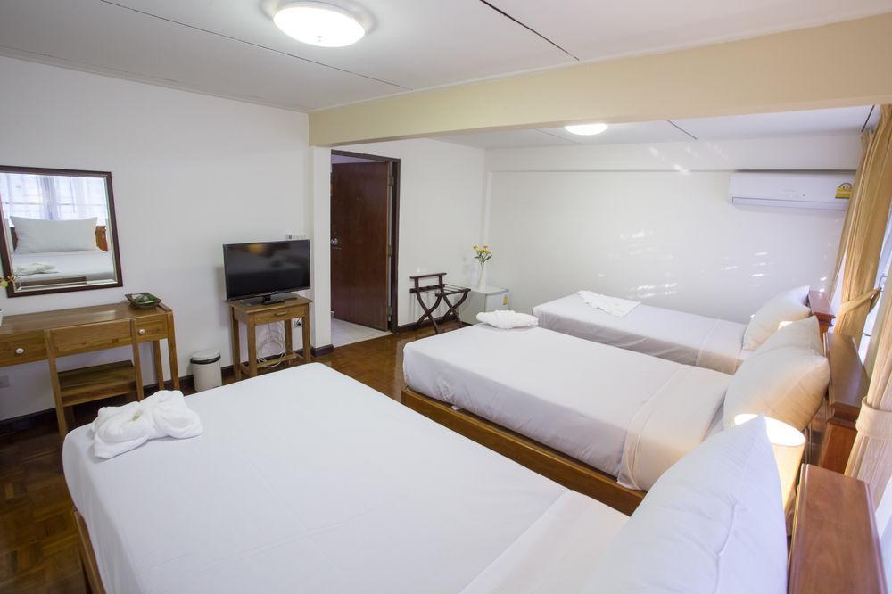 Hotel The Bangkokians City Garden Bangkok