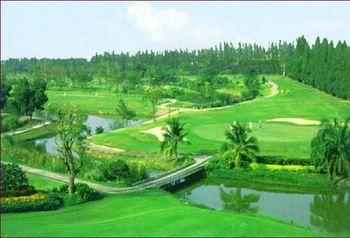 Tinidee Golf Club Hotel