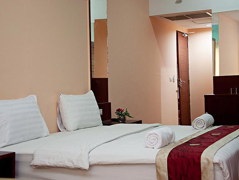 Le Platinum Residency Hotel