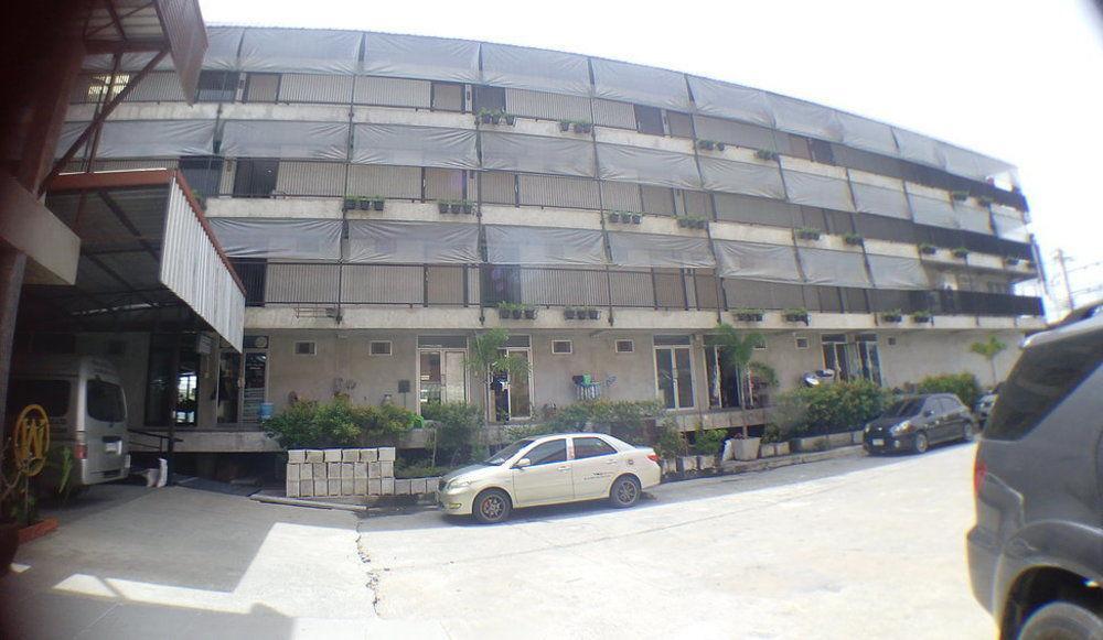 Thongtha - Suvarnabhumi Airport Hotel Bangkok