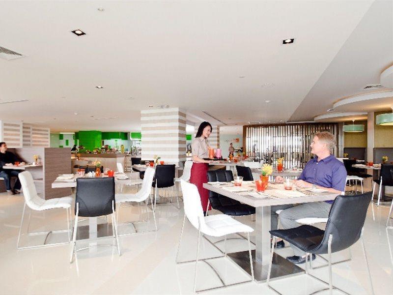 Hotel Hilton Garden Silom