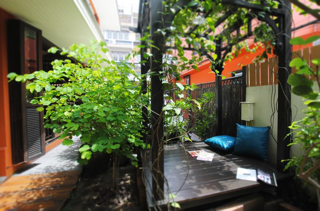 Bed & Breakfast Focal Local Bed & Breakfast Bangkok