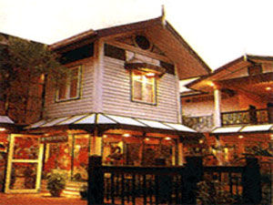 Hotel Silom Village