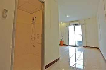 Rafael And Mansion - Sha Extra Certified Inn Bangkok