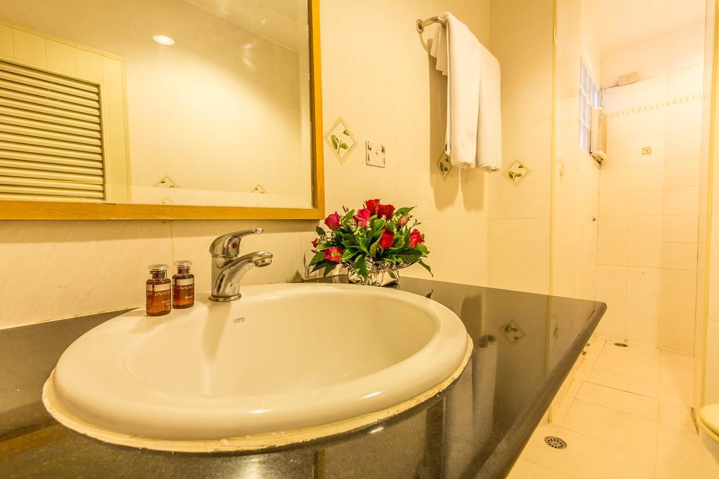 Inn Sam's 2*