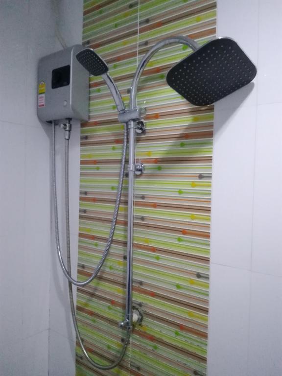 Cb Ekkamai Rumah tetamu