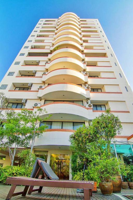 Aparthotel Antique Palace 3*