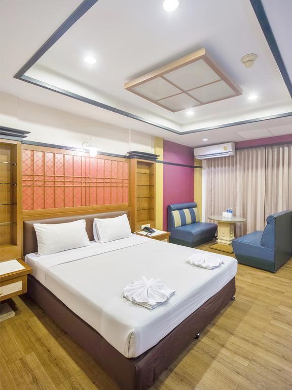 Bavana Hotel 3*